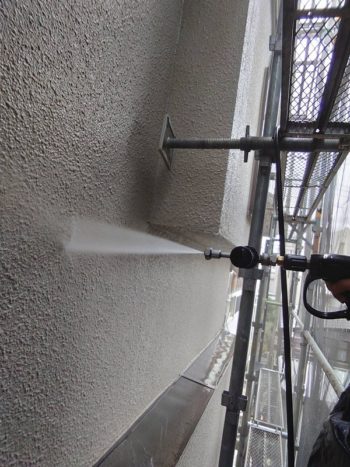 外壁塗装 世田谷区Ｔ様邸 高圧洗浄中202010193735