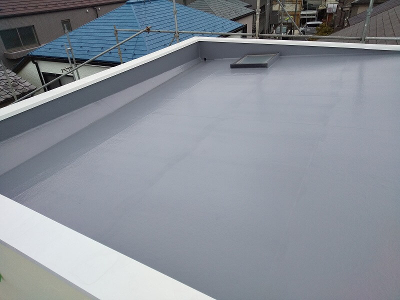 屋根の防水塗装が完了しました。（アイカ工業 ジョリエース JA-280 C-20 グレー）
