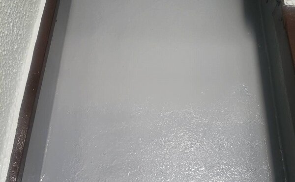 外壁塗装 世田谷区I様邸 ベランダ床 トップコート塗装完了 2023060842867