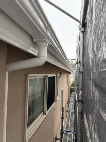 外壁塗装 世田谷区Y様邸 雨樋塗装完了 20250519S__1351734_0