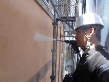 外壁塗装 杉並区Y様邸 外壁洗浄中 20250724S__42590221_0